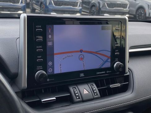 Used 2019 Toyota RAV4 Limited w/ Carpet Mat Package image 15