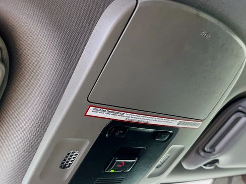 Used 2021 Toyota Camry SE image 22