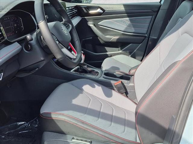 Used 2026 Volkswagen Jetta GLI Autobahn FWD image 15