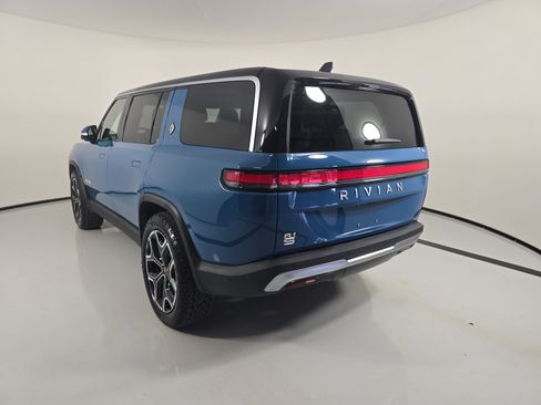 Used 2024 Rivian R1S Adventure Quad AWD/4WD image 3