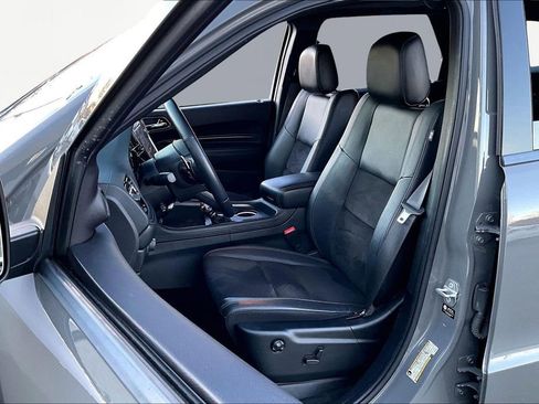 Used 2022 Dodge Durango GT image 15