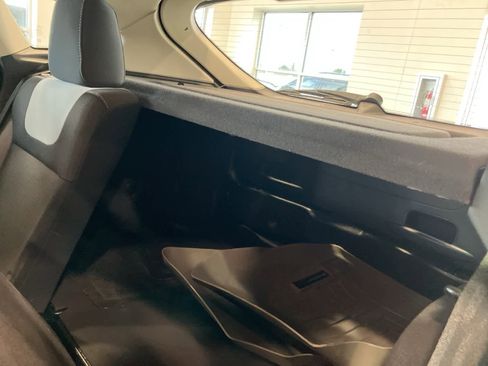 Used 2014 Ford Focus SE w/ SE Sport Package image 22