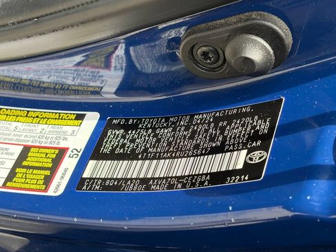 Used 2024 Toyota Camry XLE FWD image 16