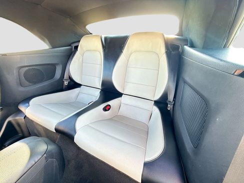 Used 2018 Ford Mustang Premium image 21