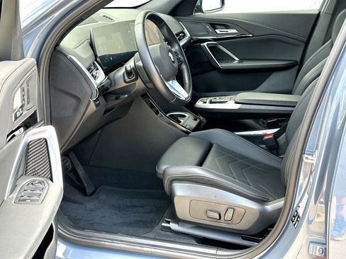 Certified 2025 BMW X2 xDrive28i AWD/4WD image 10