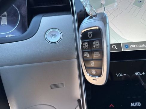 Certified 2023 Hyundai Tucson Limited image 42