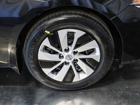 New 2025 Nissan Altima 2.5 S image 12