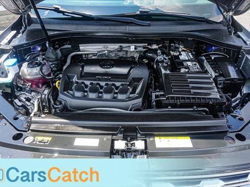 Used 2021 Volkswagen Tiguan SE FWD image 40