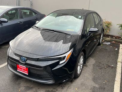Certified 2025 Toyota Corolla LE