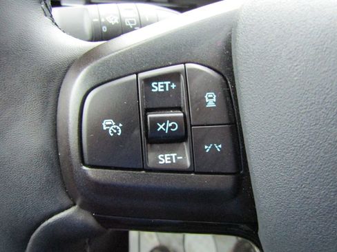 Used 2025 Ford Mustang Mach-E Premium image 19