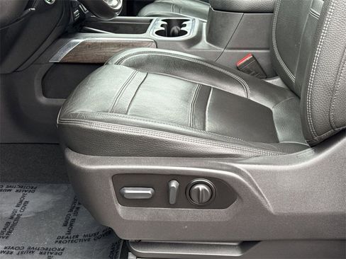 Used 2022 GMC Sierra 1500 Denali w/ Denali Premium Package image 14
