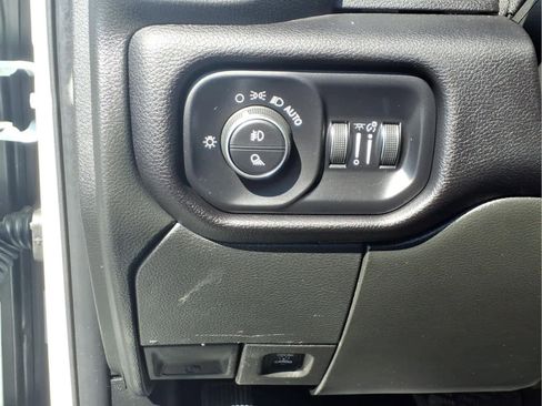 Used 2024 RAM 2500 Laramie w/ Safety Group AWD/4WD image 13