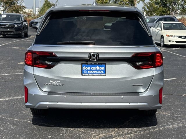 New 2027 Honda Odyssey Touring image 5