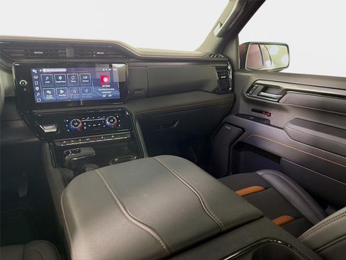 Certified 2026 GMC Sierra 1500 AT4 w/ AT4 Premium Package AWD/4WD image 25