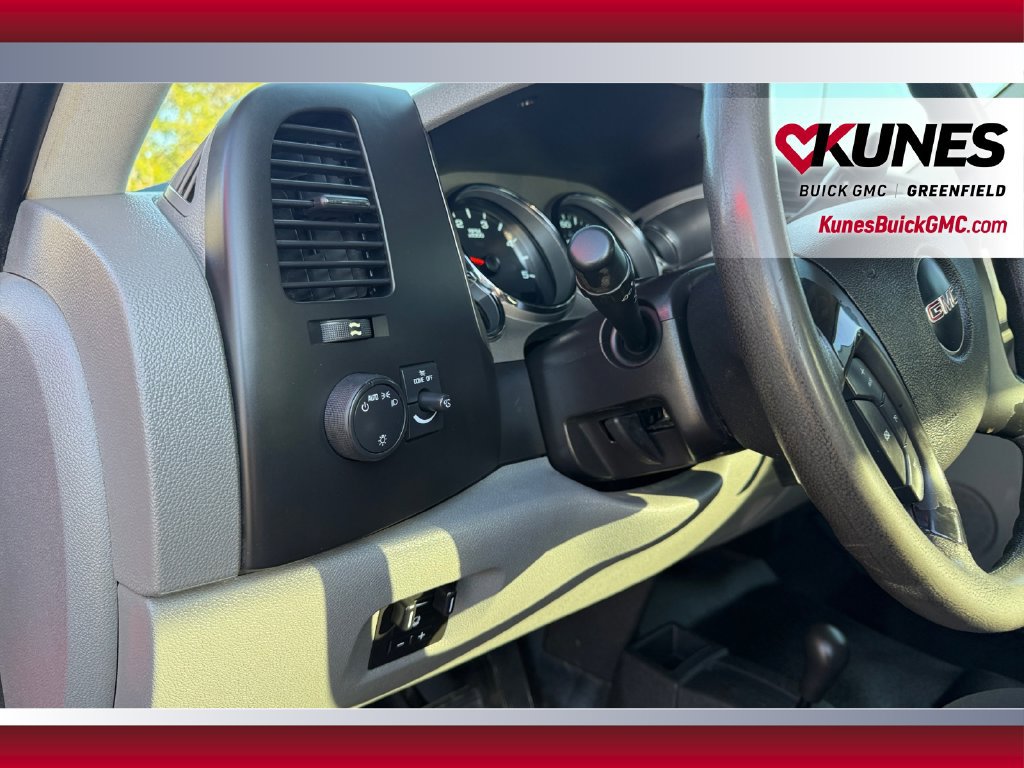 Used 2013 GMC Sierra 2500 W/T AWD/4WD image 17