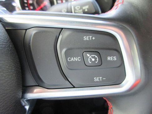 Used 2020 Jeep Gladiator Rubicon w/ Uconnect 4C Nav & Sound Group image 22