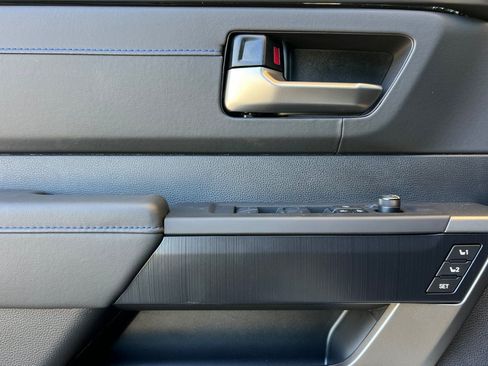 New 2026 Toyota Tundra Platinum AWD/4WD image 12