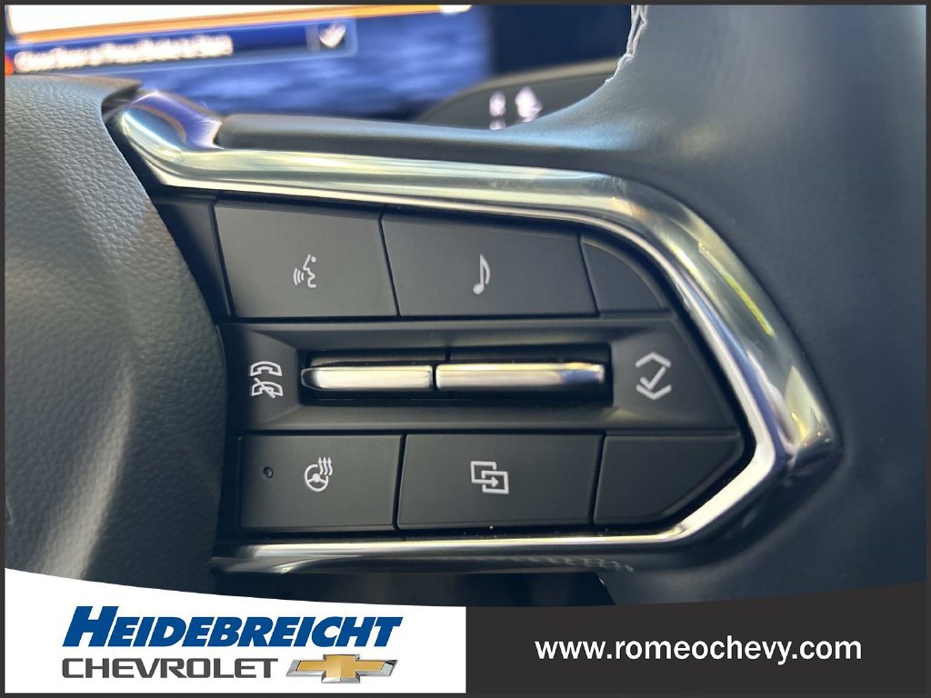 Used 2024 Chevrolet Equinox EV LT FWD image 20