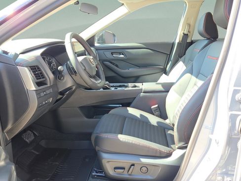 New 2026 Nissan Rogue Rock Creek image 10