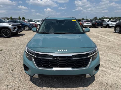 Used 2024 Kia Seltos EX AWD/4WD image 10
