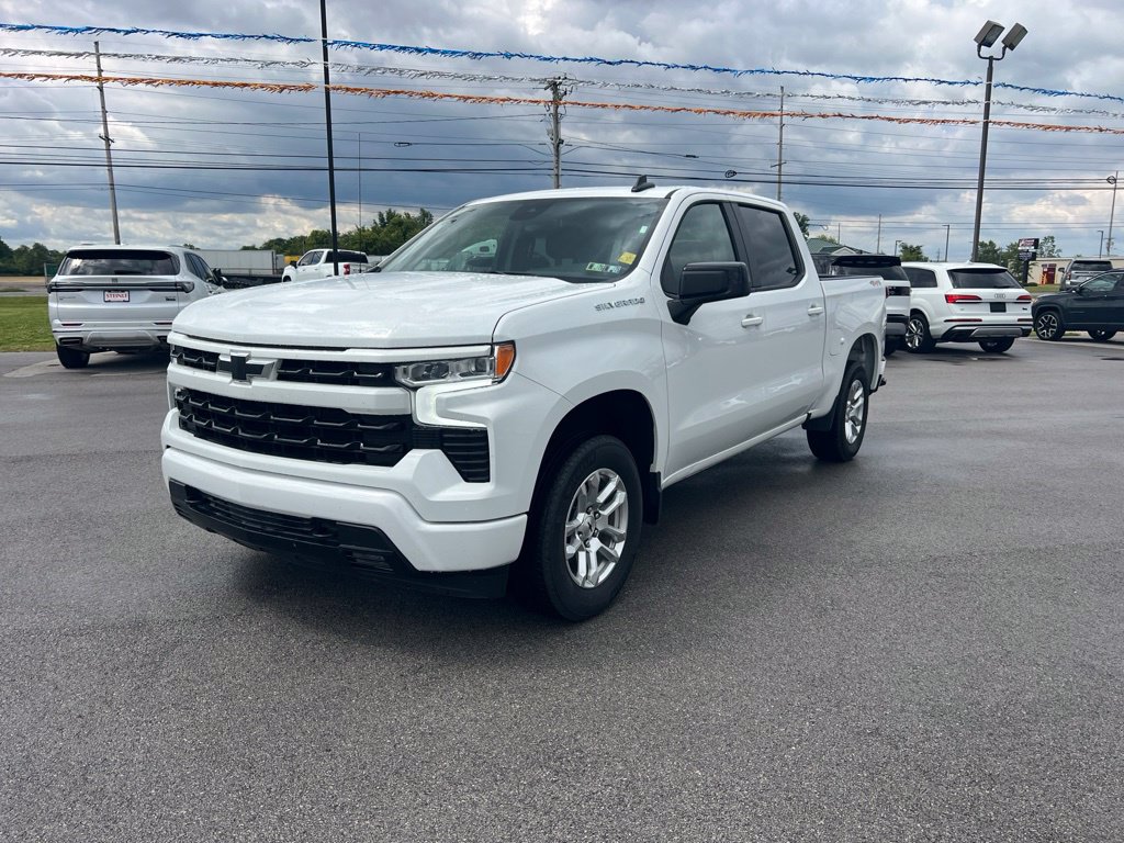 Used 2026 Chevrolet Silverado 1500 RST AWD/4WD image 3