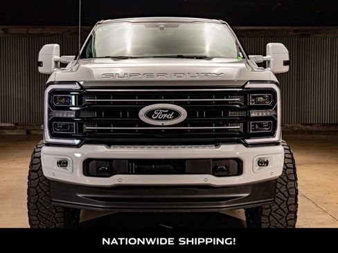 Used 2026 Ford F250 Platinum image 4