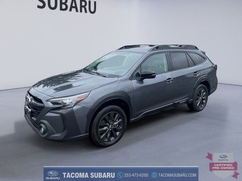 Used 2025 Subaru Outback Onyx Edition image 1