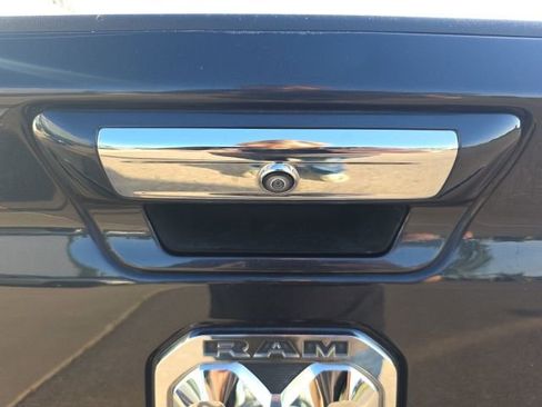 Used 2019 RAM 1500 Big Horn image 9