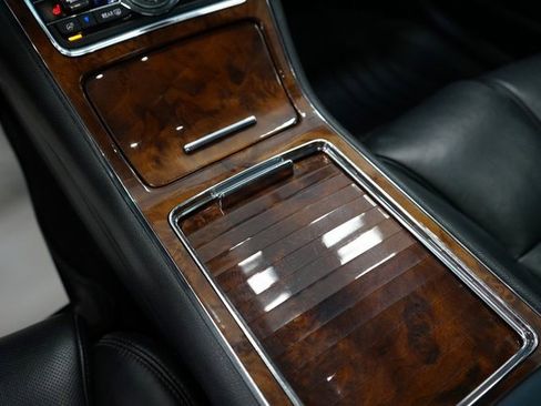 Used 2017 Lincoln Continental Reserve w/ Technology Package image 41