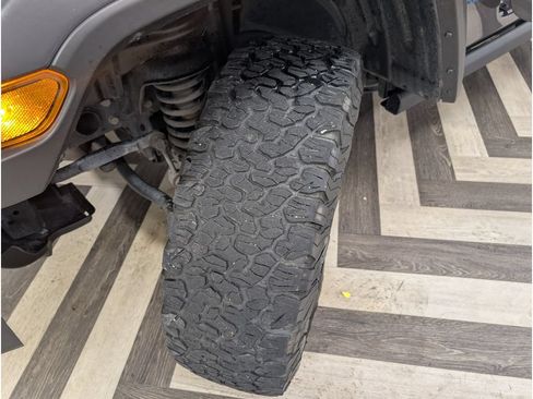 Used 2021 Jeep Wrangler Unlimited Rubicon 4xe w/ Cold Weather Group AWD/4WD image 23
