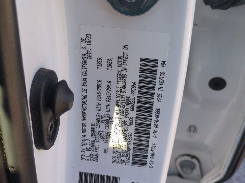 Used 2023 Toyota Tacoma SR5 w/ Technology Package RWD image 33