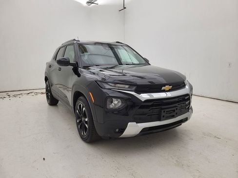 Certified 2023 Chevrolet TrailBlazer LT w/ Convenience Package image 11
