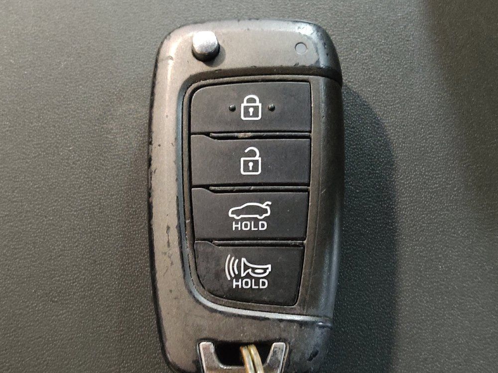 Used 2022 Hyundai Sonata SE FWD image 32