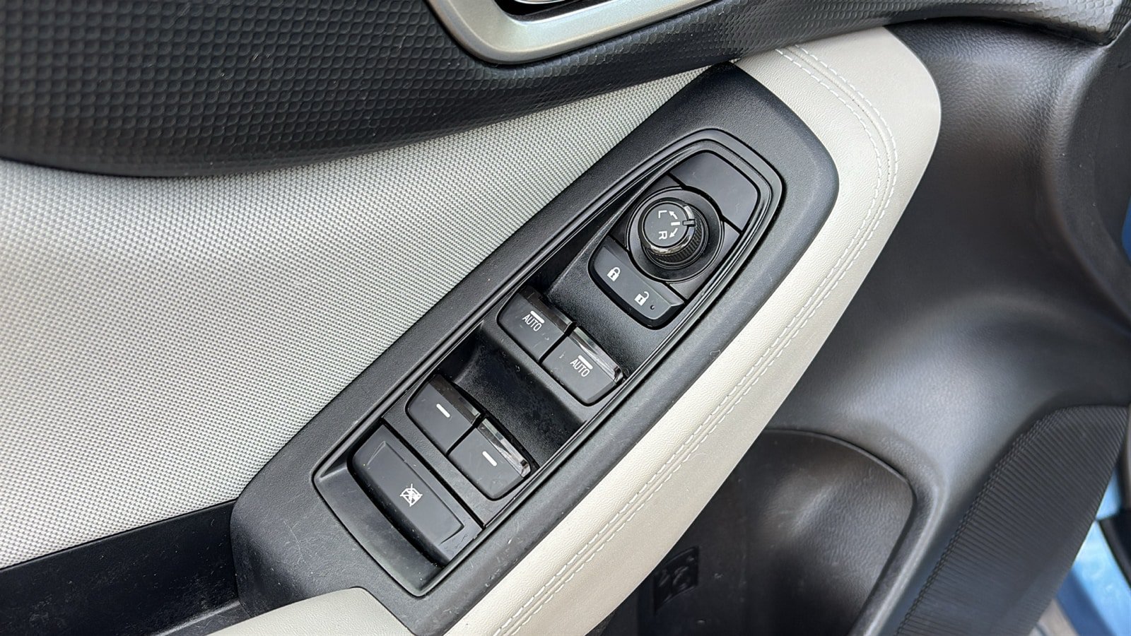 Used 2021 Subaru Forester Premium AWD/4WD image 9