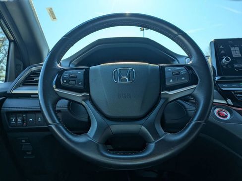 Used 2025 Honda Odyssey Sport-L image 21