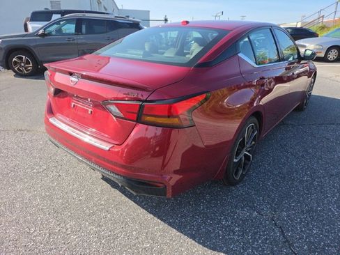 Used 2023 Nissan Altima 2.5 SR FWD image 5
