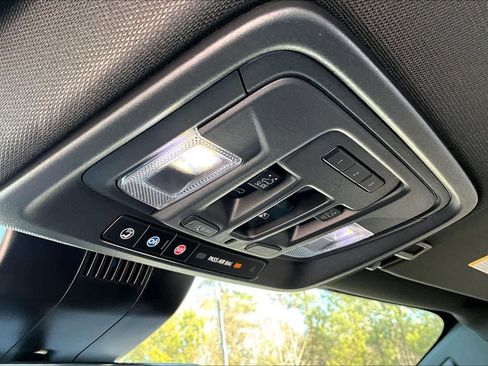 Used 2025 GMC Sierra 2500 AT4 w/ AT4 Premium Plus Package image 37