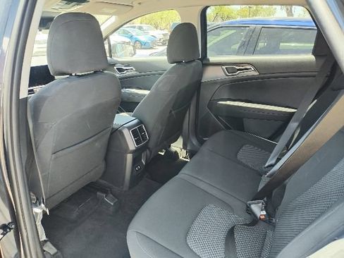 Certified 2026 Kia Sportage LX FWD image 7