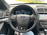 Used 2017 Ford Explorer XLT w/ Equipment Group 202A image 6