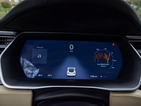 Used 2016 Tesla Model S 60 image 25