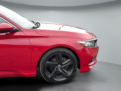 Used 2018 Honda Accord Sport image 24