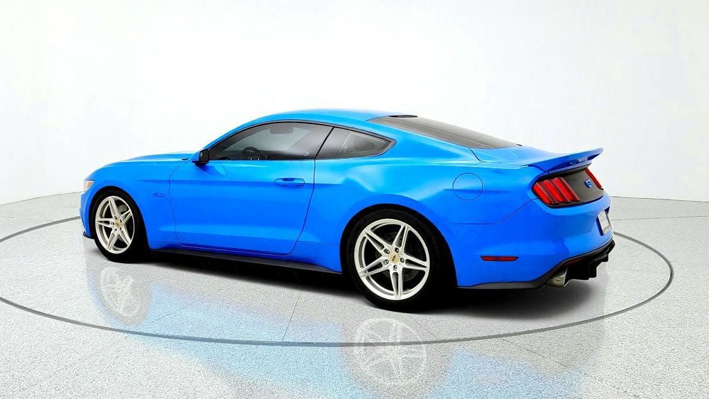 Used 2017 Ford Mustang GT w/ Black Accent Package RWD image 7