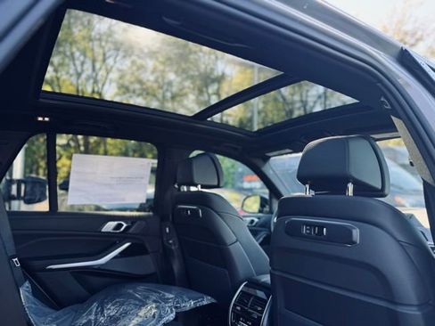 New 2026 BMW X5 xDrive40i w/ M Sport Package image 29