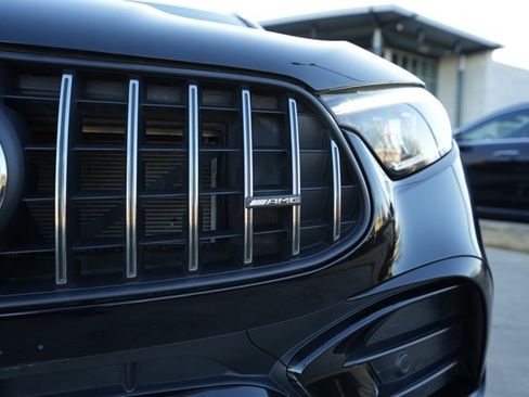 Certified 2025 Mercedes-Benz GLC 43 AMG 4MATIC image 12