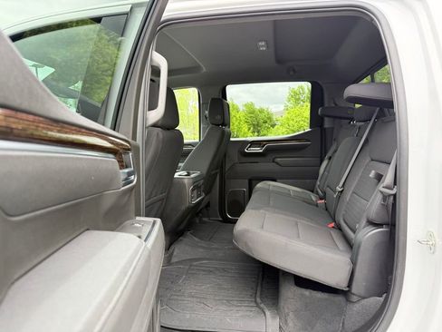 Used 2025 GMC Sierra 1500 Elevation w/ Preferred Package AWD/4WD image 18