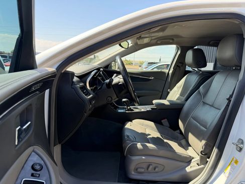 Used 2015 Chevrolet Impala LTZ FWD image 14
