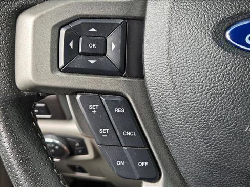 Used 2019 Ford F250 XLT w/ XLT Premium Package image 12