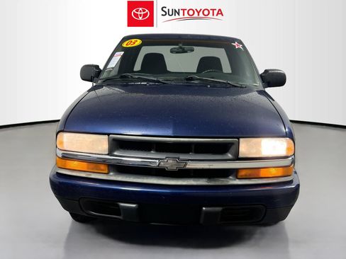 Used 2003 Chevrolet S10 Pickup LS RWD image 10