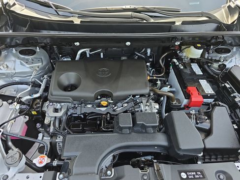 Used 2025 Toyota RAV4 XLE w/ Convenience Package image 33