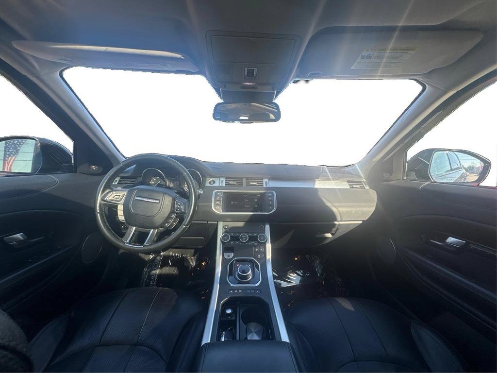 Used 2017 Land Rover Range Rover Evoque SE AWD/4WD image 15
